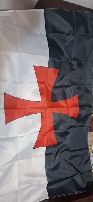 Steag Cavaleri Templieri