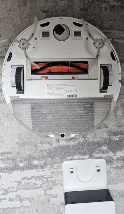 Робот пылесос Xiaomi Mi Robot Vacuum-Mop Essential (MJSTG1)