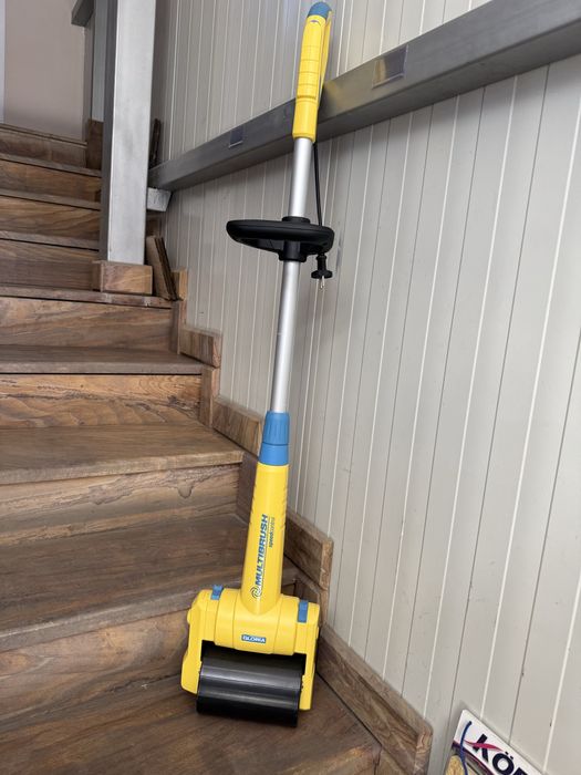 Мултифункционална четка за дървесни и каменисти повеърхности