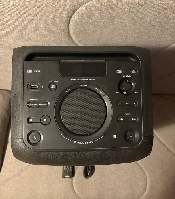 Boxa sony mhc v11 defecta
