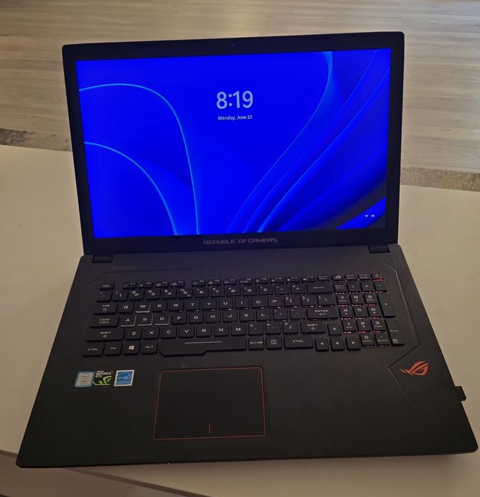 Vand ASUS ROG GL753V Gaming i7 Gen 7 | GTX 1050Ti | 24GB RAM | SSD 1TB | Windows 11 | ROG Bundle
