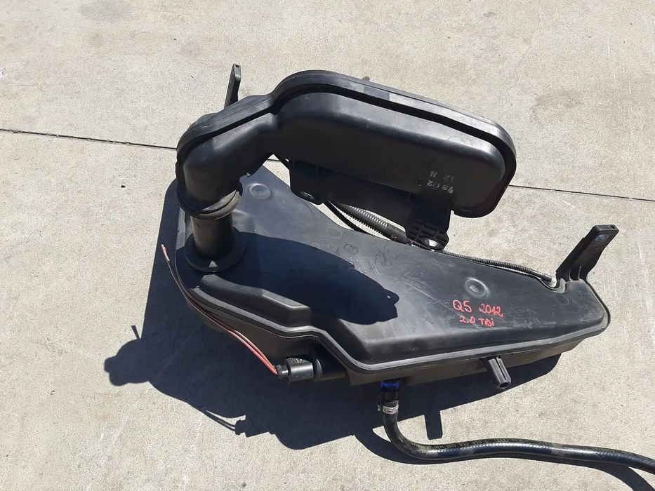 vas lichid parbriz   audi q5 8r nonfacelift 2012  8r0955453b