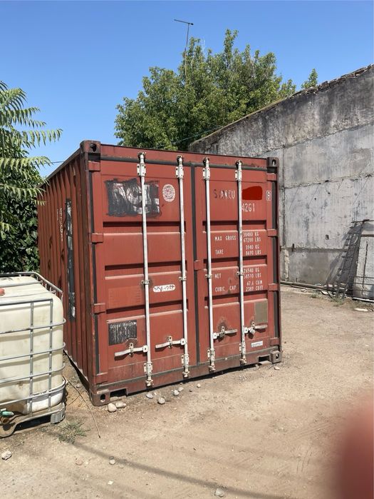 Продается контейнер