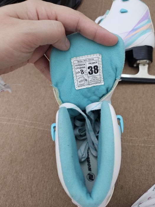 Коньки 38 женские