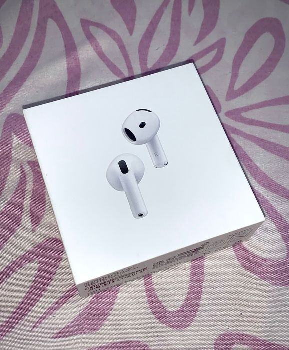 APPLE AIRPODS 4TH GEN, бял цвят/Voice Isolation