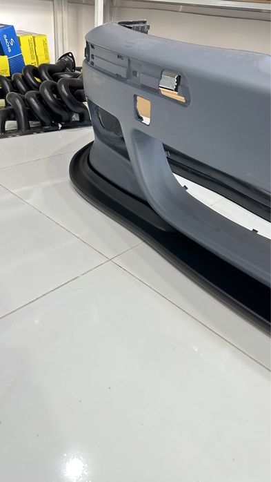 Губа бампера от БМВ Е39. BMW E39