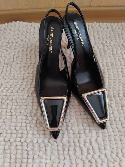 Saint Laurent налични