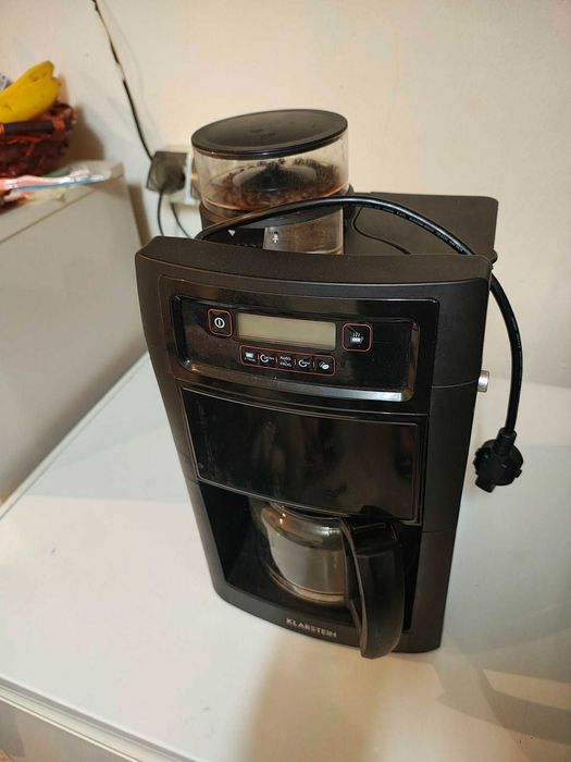 cafetiera cu rasnita