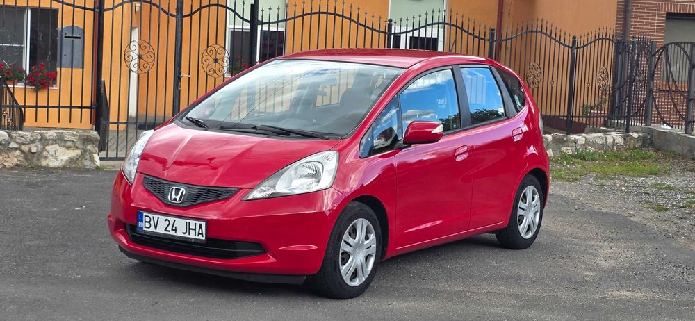 Honda Jazz cutie AUTOMATA 1.4 benzina/gaz euro 5 AN 2011