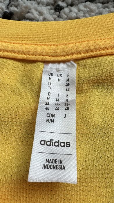 Нова дамска тениска за бягане Adidas размер M