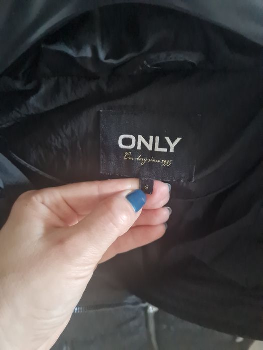 Geaca groasa de iarna - S - 179 lei