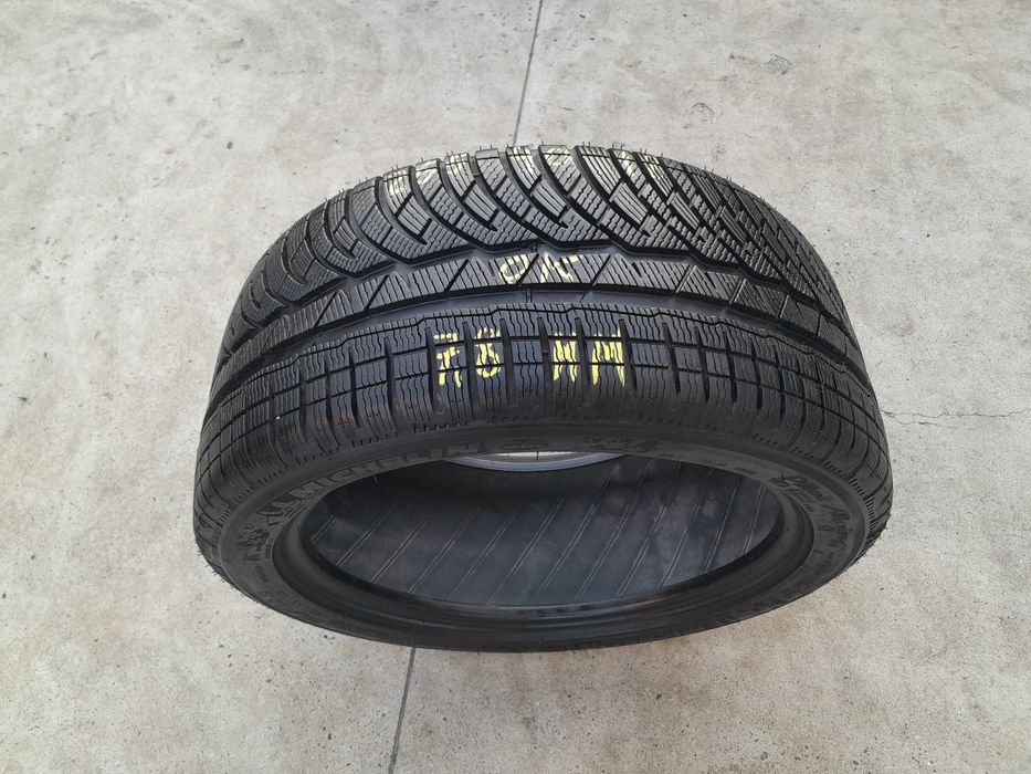 O anvelopa iarna 255 40 18 michelin pilot alpin PA4 profil 7,8 mm