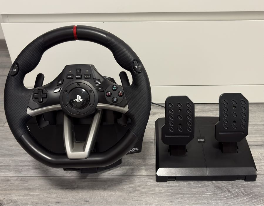 Volan Gaming Hori Racing Wheel Apex (RWA) PS4 / PS3 / PC – Stare excelentă