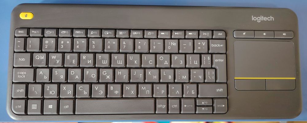 Безжична клавиатура с Тъчпад Logitech Touch K400 Plus
