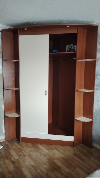 Продам шкаф купе
