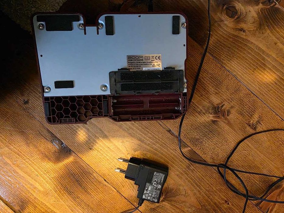 Pedala bas Zoom B1X Four Multi-efect