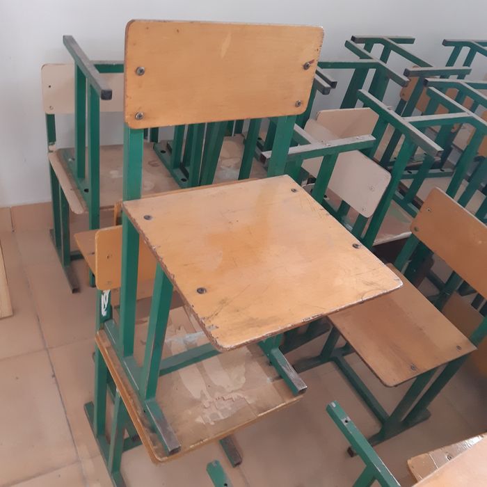 Stulchalar sotiladi 60 ta holati juda ham ajoyib