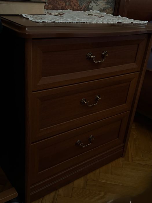 Спальный гарнитур