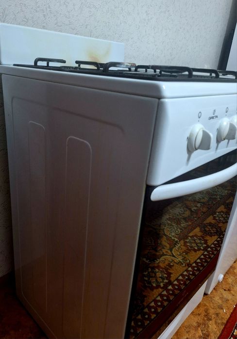 Продается газовая плита GRETA