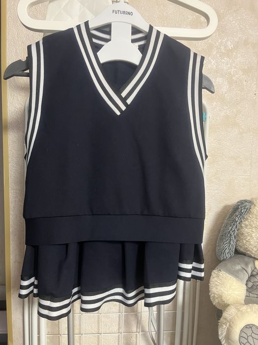 Продам школьный костюм для девочки