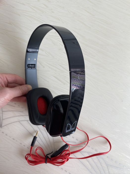 Продаю наушники