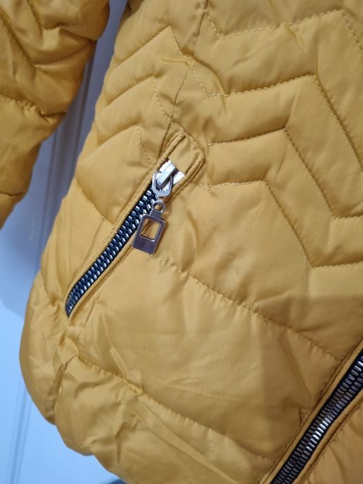 Geacă S damă galbenă