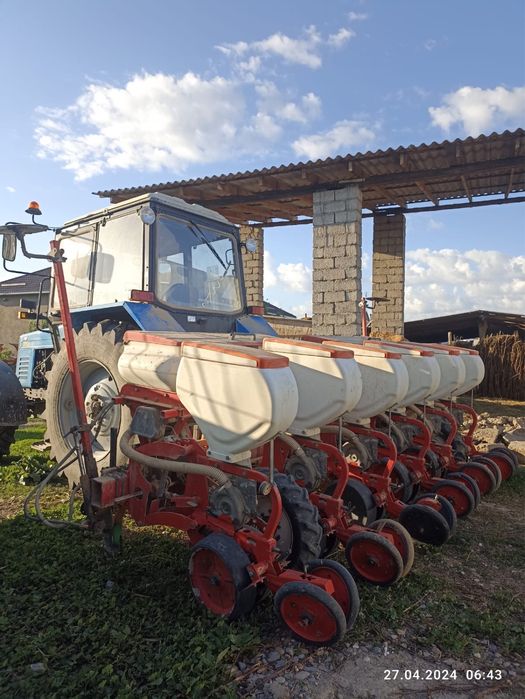 Сеяалка кукурузный