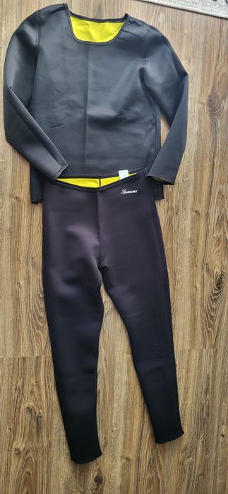 Costum de slabit
