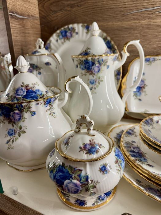 Royal Albert Moonlight Rose