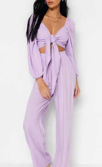Нов Комплект блуза и панталон в лилаво