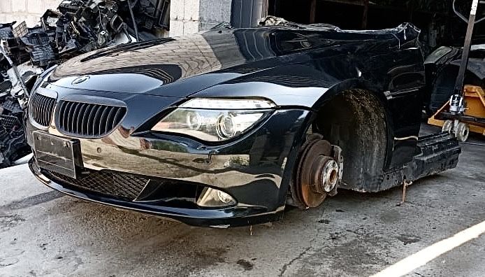 Задний бампер БМВ BMW E63.