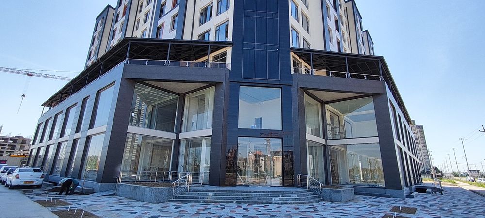 3 хонали 80.56м2 Нурафшон сити марказида жойлашган. Президент мактаби