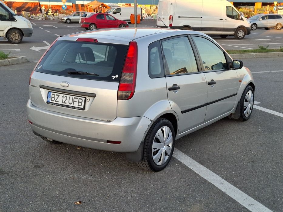 Ford Fiesta 1.4 benzină