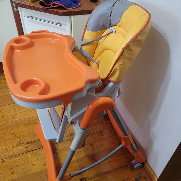 Стульчик для кормлении