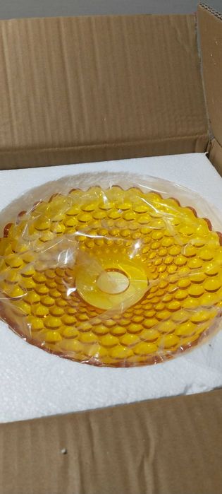 Продаю две навесные лампы/ люстры