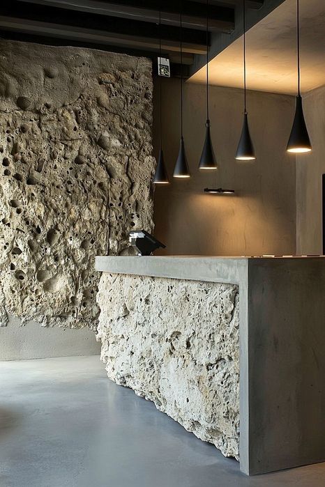 Pereți decorativi cu efect de stâncă, lucrați manual