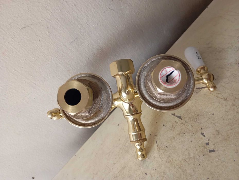 Луксозен смесител за баня