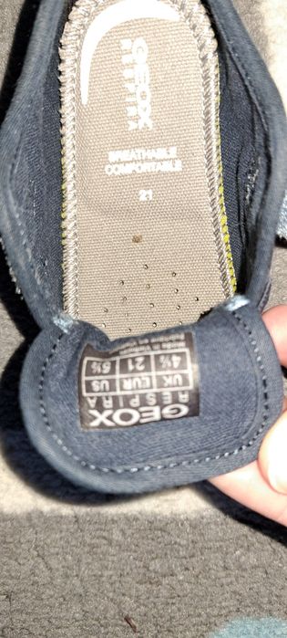Tenisi cu inchidere velcro si garnituri contrastante, Geox