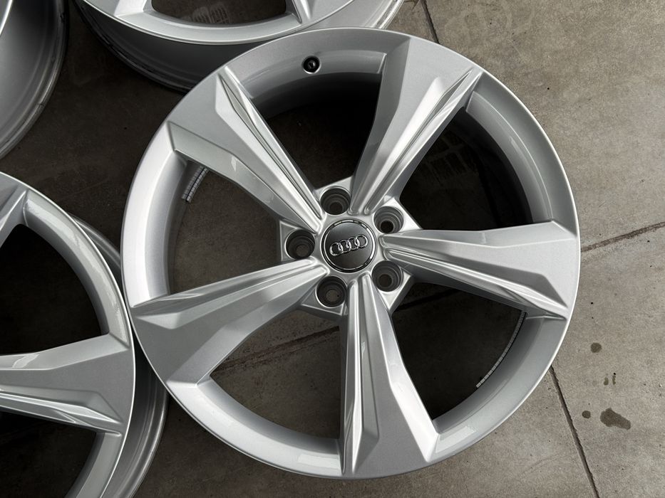 4бр. ПОЧТИ ЧИСТО НОВИ 19” ОРИГИНАЛНИ Джанти 5х112 за *AUDI Q5/AUDI/VW/SKODA/SEAT/VAG* 7Jx19H2, ET34