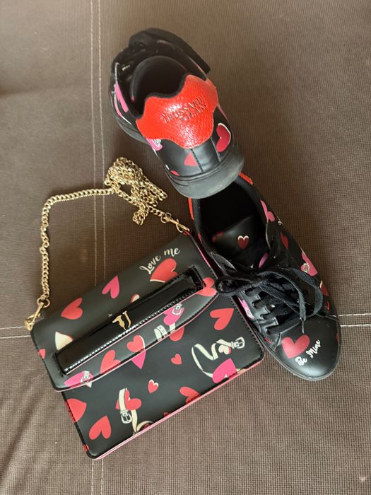 Кецове и чанта trussardi