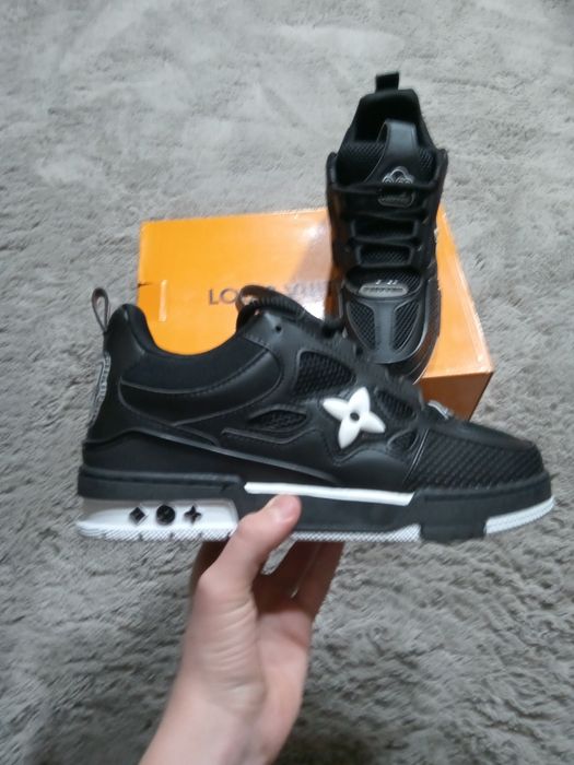 LV Skates mărimea 43