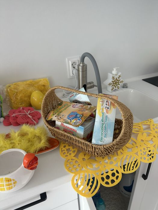 Декор, чинии на Великден