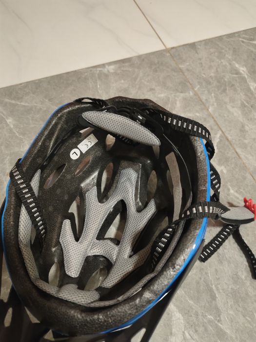 Продам шлем для велика ,фикса