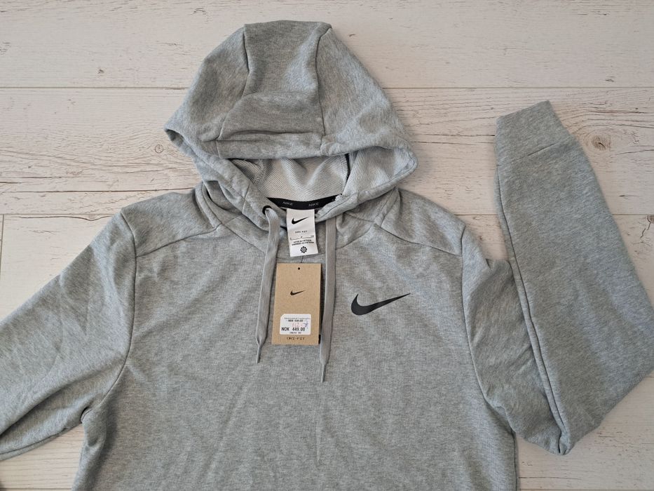 Nike-Ориг. Суичър Нов!