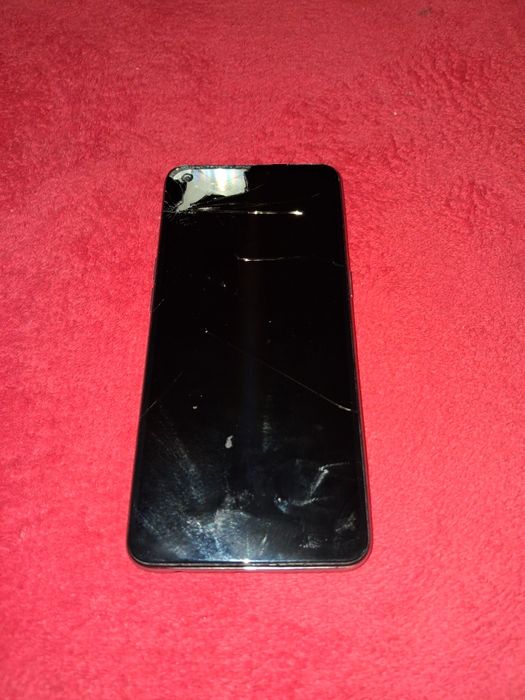 Oppo Reno6 5G возможен торг