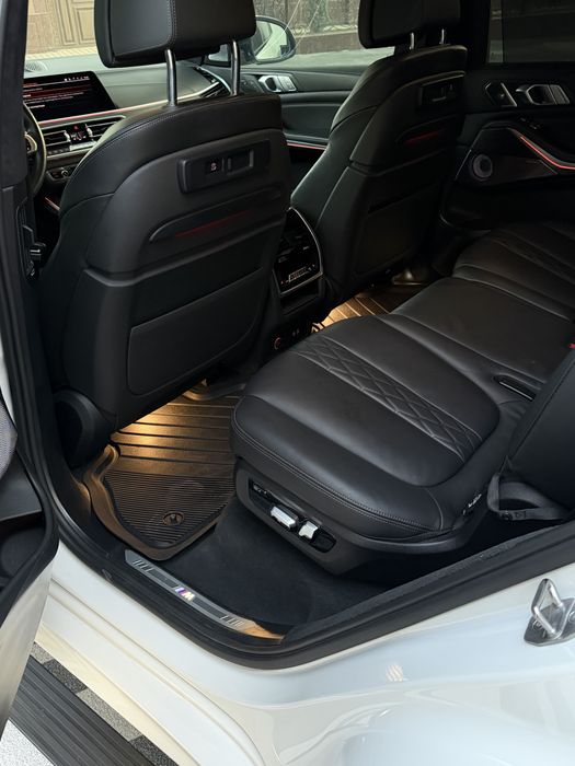 BMW x7 xdrive 2020