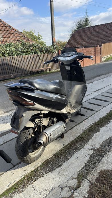 Aprilia leonardo 150