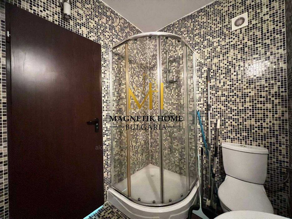 Приветлив двустаен апартамент в затворен комплекс в ж.к. Сарафово