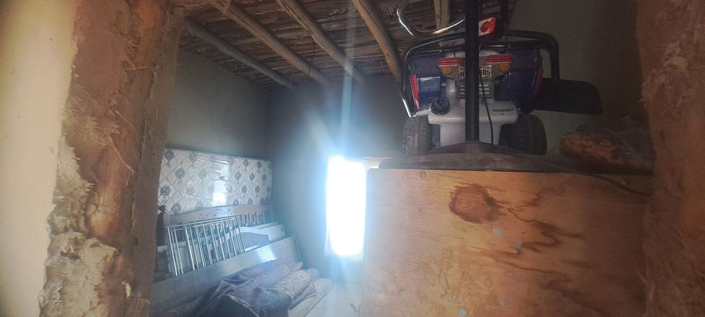 Ховли 8,7 сотик нархи 105000 минг доллир