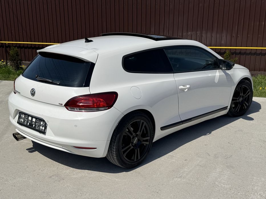 Volkswagen Scirocco Recent adus